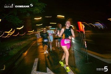 Photo HO CHI MINH CITY NIGHT RUN EXIMBANK 2026 - 50e7bcdfaa92f5f4978f0a79a0466950.jpg