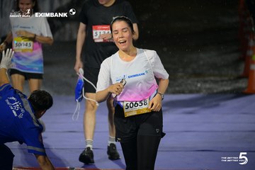 Photo HO CHI MINH CITY NIGHT RUN EXIMBANK 2026 - 5126ea378b41e21d002aa19dc4d6e088.jpg