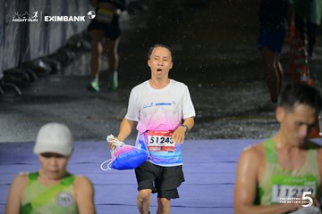 Photo HO CHI MINH CITY NIGHT RUN EXIMBANK 2026 - 521471b1244d7d30d22b938b0bc52c6f.jpg
