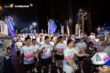 Ảnh sự kiện HO CHI MINH CITY NIGHT RUN EXIMBANK 2026 - 525bb747d9ea8319cf89e7f76b10430a.jpg