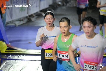 Photo HO CHI MINH CITY NIGHT RUN EXIMBANK 2026 - 52989a210c131b280d430e8c9a64ed05.jpg