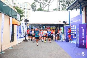 Photo HO CHI MINH CITY NIGHT RUN EXIMBANK 2026 - 52c9e37d448be78ebef5de066d1b1e3d.jpg
