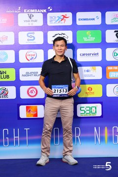 Photo HO CHI MINH CITY NIGHT RUN EXIMBANK 2026 - 530c223a809571d2108370811682d3b0.jpg