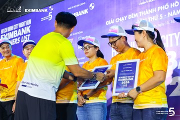 Photo HO CHI MINH CITY NIGHT RUN EXIMBANK 2026 - 54cb2849557b7db8a816d40a0523a996.jpg