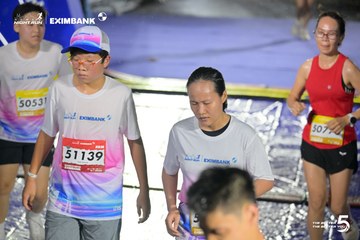 Photo HO CHI MINH CITY NIGHT RUN EXIMBANK 2026 - 55229aa1bb4edc902fe13955786ba369.jpg