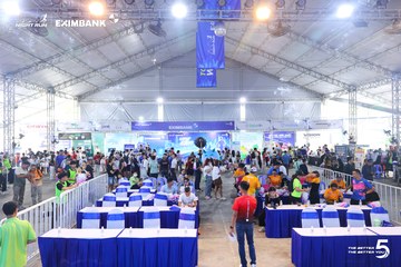 Photo HO CHI MINH CITY NIGHT RUN EXIMBANK 2026 - 5641c551f737692d4509d2aff3df5a07.jpg