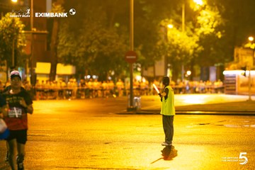 Photo HO CHI MINH CITY NIGHT RUN EXIMBANK 2026 - 57759fd63606ebd388e40da5aedf2ac1.jpg