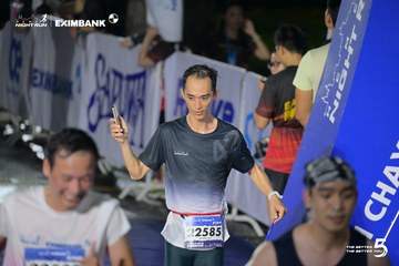 HO CHI MINH CITY NIGHT RUN EXIMBANK 2026 - Ảnh #4980539