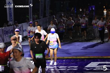 HO CHI MINH CITY NIGHT RUN EXIMBANK 2026 - Ảnh #4988094