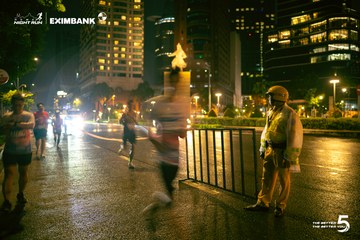 Photo HO CHI MINH CITY NIGHT RUN EXIMBANK 2026 - 594209258a657f87c284a8cc1ce1558c.jpg