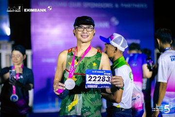 Ảnh sự kiện HO CHI MINH CITY NIGHT RUN EXIMBANK 2026 - 5c8366db874babf10a4134d324a21d9b.jpg