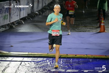 Photo HO CHI MINH CITY NIGHT RUN EXIMBANK 2026 - 5cb746e7ce5236f52d5fe897200e0c0a.jpg