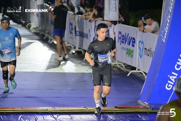 HO CHI MINH CITY NIGHT RUN EXIMBANK 2026 - Ảnh #4980226