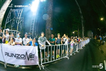 Ảnh sự kiện HO CHI MINH CITY NIGHT RUN EXIMBANK 2026 - 5d1e85d3db2a98f526fd1ae07dbe1e0e.jpg