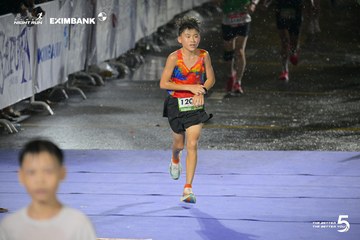 Photo HO CHI MINH CITY NIGHT RUN EXIMBANK 2026 - 5e6bb32ea8de95a69b4631cee39272f2.jpg