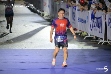 HO CHI MINH CITY NIGHT RUN EXIMBANK 2026 - Ảnh #4986299