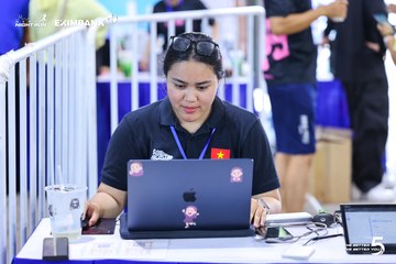Photo HO CHI MINH CITY NIGHT RUN EXIMBANK 2026 - 5e8fbf48841d5638364b9f7895362b8a.jpg