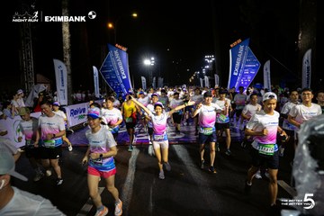 Ảnh sự kiện HO CHI MINH CITY NIGHT RUN EXIMBANK 2026 - 5f7659fec5b14679a4b5fc9276e74806.jpg