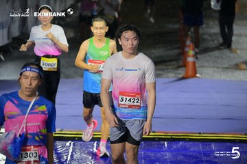 Photo HO CHI MINH CITY NIGHT RUN EXIMBANK 2026 - 5fde7cbb6857614aef58e6cc589e98da.jpg