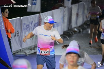 Photo HO CHI MINH CITY NIGHT RUN EXIMBANK 2026 - 607efce033d092445dced3b4da8ab570.jpg