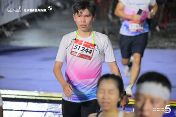 Ảnh sự kiện HO CHI MINH CITY NIGHT RUN EXIMBANK 2026 - 61121edf298eed396c8a5d7adba78555.jpg