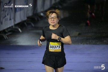 Photo HO CHI MINH CITY NIGHT RUN EXIMBANK 2026 - 630f1193ab76e4c8428250fa12afd633.jpg