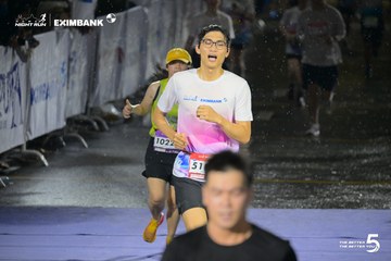 Photo HO CHI MINH CITY NIGHT RUN EXIMBANK 2026 - 633a2e5e5317a9093c3dc2c5521bb7ad.jpg