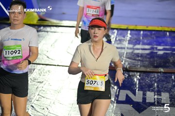 Photo HO CHI MINH CITY NIGHT RUN EXIMBANK 2026 - 634e48b529fd215c3ee1134df4411944.jpg