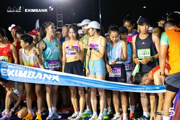 Ảnh sự kiện HO CHI MINH CITY NIGHT RUN EXIMBANK 2026 - 6499abd66da03bdb1973324812c51535.jpg
