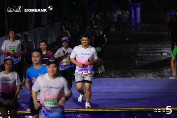 HO CHI MINH CITY NIGHT RUN EXIMBANK 2026 - Ảnh #4988373