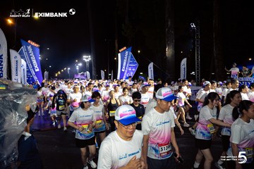 Ảnh sự kiện HO CHI MINH CITY NIGHT RUN EXIMBANK 2026 - 6624a86682e8fe2407db83ff0010343a.jpg