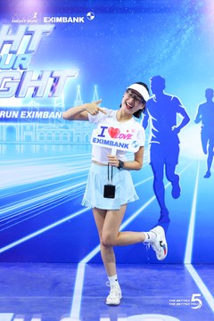 Photo HO CHI MINH CITY NIGHT RUN EXIMBANK 2026 - 664100fcd0f0d2bc68f5cd962acec2bd.jpg
