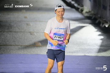 HO CHI MINH CITY NIGHT RUN EXIMBANK 2026 - Ảnh #4984156