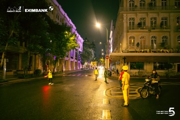 Photo HO CHI MINH CITY NIGHT RUN EXIMBANK 2026 - 67f5c66f14c846e9d796ac10d6e0d793.jpg
