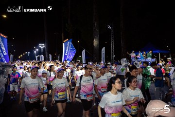 Ảnh sự kiện HO CHI MINH CITY NIGHT RUN EXIMBANK 2026 - 6903cfaa1d076bf8b3d9041fb05b79ac.jpg