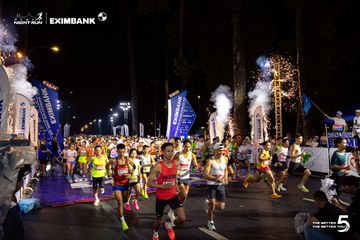 Ảnh sự kiện HO CHI MINH CITY NIGHT RUN EXIMBANK 2026 - 69c49f785dc8255c611db71d821b6065.jpg