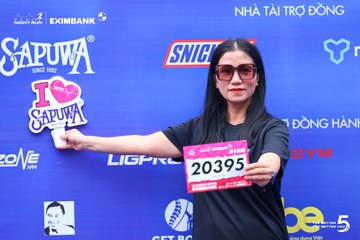 Photo HO CHI MINH CITY NIGHT RUN EXIMBANK 2026 - 6a541cef765e4221e5ee7e0107f69856.jpg