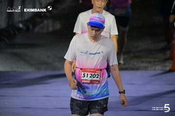Photo HO CHI MINH CITY NIGHT RUN EXIMBANK 2026 - 6ad52abb7e00ed3dbf6df73b1e13a8db.jpg