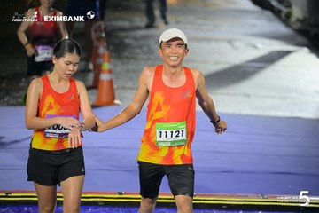 Photo HO CHI MINH CITY NIGHT RUN EXIMBANK 2026 - 6b0dccbbc85fdc360d3a9ba4192fc0ba.jpg