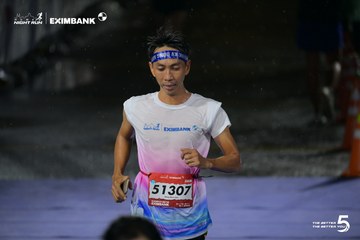 Photo HO CHI MINH CITY NIGHT RUN EXIMBANK 2026 - 6b4027c5132a09f1c85183df4887cc02.jpg