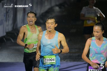 Photo HO CHI MINH CITY NIGHT RUN EXIMBANK 2026 - 6b620773ec614d3d2142c7267157bdcb.jpg