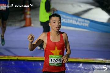 Photo HO CHI MINH CITY NIGHT RUN EXIMBANK 2026 - 6bb70312cb3268d8f14ed80bb98ebde3.jpg