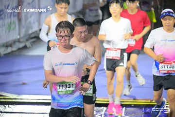 Photo HO CHI MINH CITY NIGHT RUN EXIMBANK 2026 - 6cc99723d4392deadfd410d81f4c3b2f.jpg