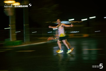 Photo HO CHI MINH CITY NIGHT RUN EXIMBANK 2026 - 6d0c913d038bd0aae6b70672353e07a7.jpg