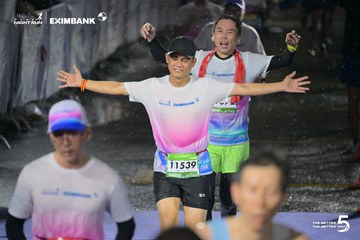 Photo HO CHI MINH CITY NIGHT RUN EXIMBANK 2026 - 6d28de98b4a58324e9bb9130d381ddbe.jpg