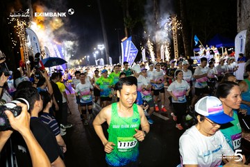 Ảnh sự kiện HO CHI MINH CITY NIGHT RUN EXIMBANK 2026 - 6d68bad07e87572fa9c2b6550b936ccf.jpg