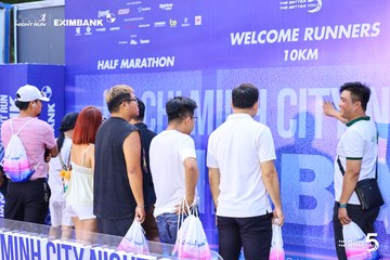 Photo HO CHI MINH CITY NIGHT RUN EXIMBANK 2026 - 6da80ae08977a06101e519ff781a3e05.jpg
