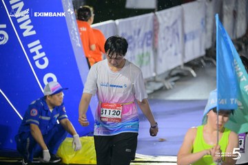 Photo HO CHI MINH CITY NIGHT RUN EXIMBANK 2026 - 6de8cbbacdfeadf5e27cc74c896c9ffc.jpg