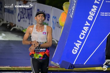 Photo HO CHI MINH CITY NIGHT RUN EXIMBANK 2026 - 6e97434cdbc495d539dbc4c0e44cfd91.jpg