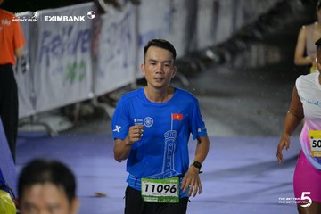 Photo HO CHI MINH CITY NIGHT RUN EXIMBANK 2026 - 6ea2ca87e4d96adfdfad4c0b67884642.jpg
